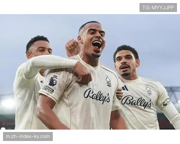 森林防守众志成城，穆里略门线解挡曼城必进球保住关键一分